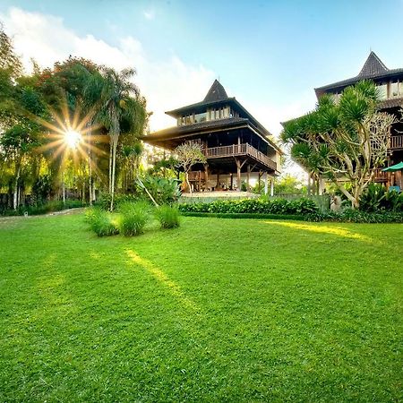 Villa Atas Awan Паянган Экстерьер фото