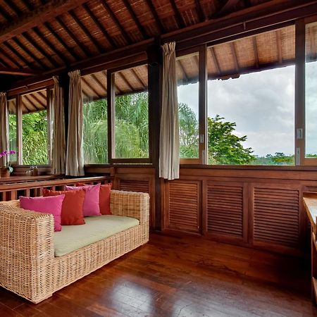 Villa Atas Awan Паянган Экстерьер фото