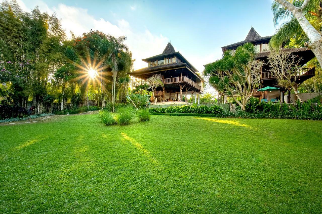 Villa Atas Awan Паянган Экстерьер фото